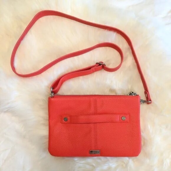 Thirty-One Street Style in Coral Kisses Pebble - Picture 3 of 3